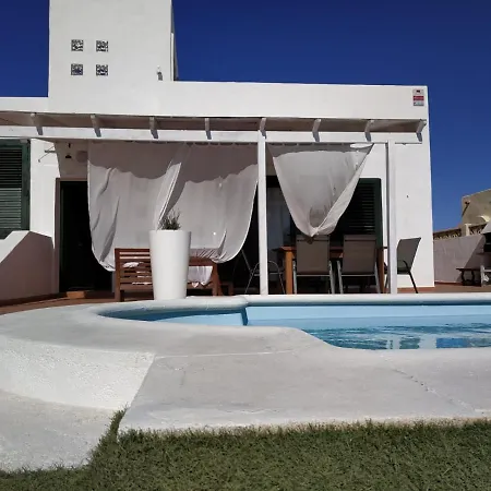 Aloha Surf House Pensionat *