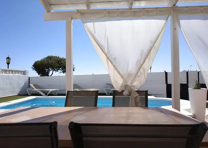 Aloha Surf House Pensionat Corralejo