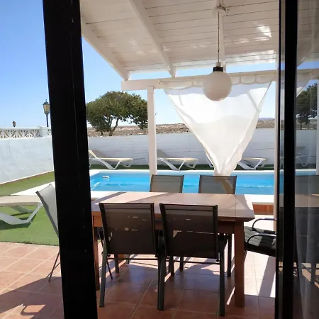 Casa de hóspedes Aloha Surf House Corralejo